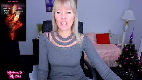 Anita online show from December 21, 6:41 am