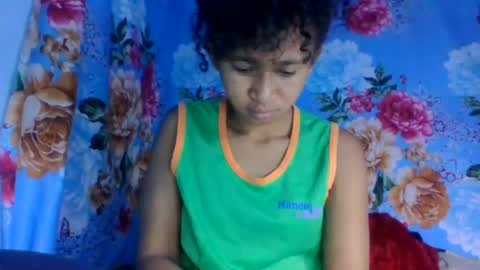 Snapshot of anitaazzh chatting on June 18, 4:55 pm anitaazzh online show from June 18, 4:55 pm