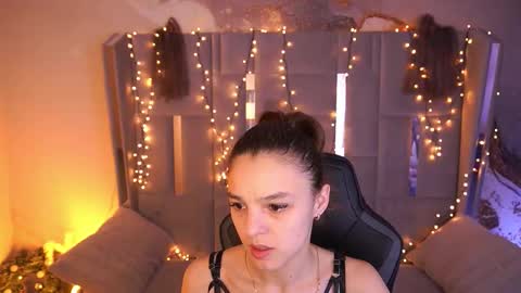 Anita online show from March 6, 7:38 am