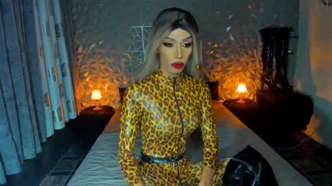 Miss Ann online show from January 2, 3:05 am