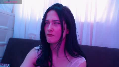 Snapshot of anitafox_ chatting on June 6, 10:36 pm Anitafoxx online show from June 6, 10:36 pm