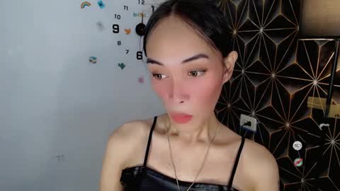 Snapshot of anitaguen chatting on December 9, 2:24 am anita online show from December 9, 2:24 am