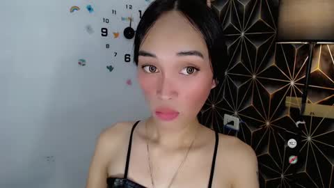 Snapshot of anitaguen chatting on December 9, 5:29 am anita online show from December 9, 5:29 am