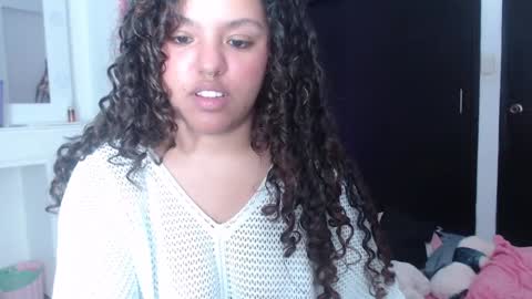 Snapshot of anitta_bell1 chatting on February 26, 1:21 am anitta_bell1 online show from February 26, 1:21 am