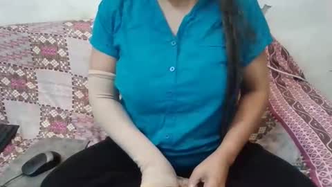 anjali_dogra786 online show from January 6, 7:56 am