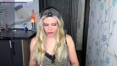anjalin_sososok online show from June 29, 3:13 am
