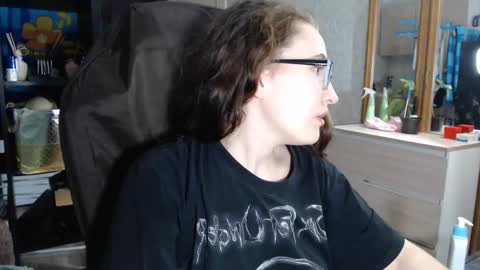 Nameless online show from December 3, 2:14 am