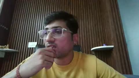 Snapshot of ankur1722 chatting on May 28, 7:38 am Slave looking for Mistress online show from May 28, 7:38 am