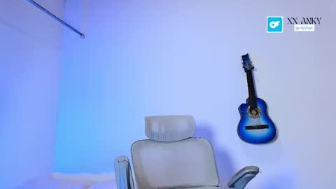 Snapshot of anky_xx chatting on November 21, 1:37 am Anky online show from November 21, 1:37 am