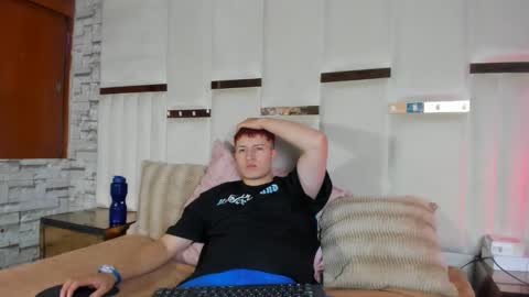 Snapshot of anlleloandangela chatting on February 21, 3:57 pm ANGEL AND TEFY online show from February 21, 3:57 pm