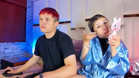 Snapshot of anlleloandangela chatting on March 11, 3:29 pm ANGEL AND TEFY online show from March 11, 3:29 pm