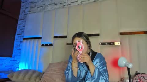 Snapshot of anlleloandangela chatting on March 14, 4:01 pm ANGEL AND TEFY online show from March 14, 4:01 pm