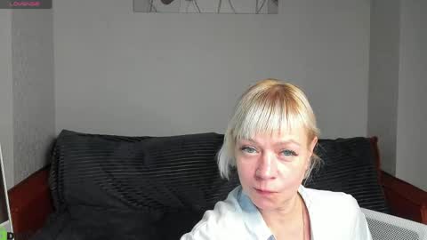 ann_annise online show from May 11, 2:45 pm