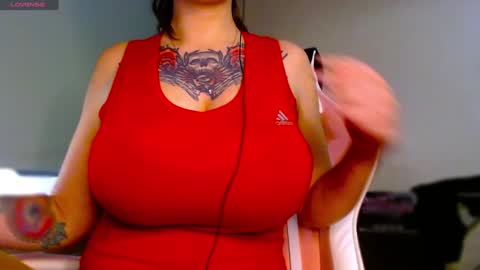 Snapshot of ann_mikele chatting on December 23, 6:37 pm Ann online show from December 23, 6:37 pm