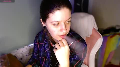 Snapshot of ann_mikele chatting on January 31, 10:52 am Ann online show from January 31, 10:52 am