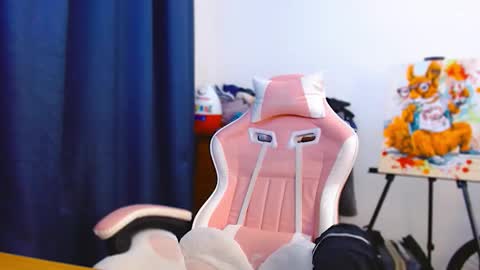 Ann online show from October 12, 4:17 pm