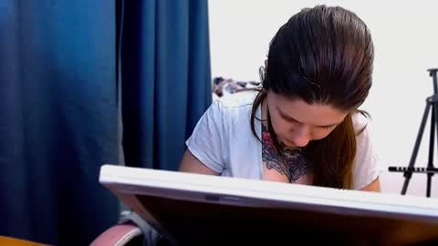 Ann online show from December 2, 1:28 pm