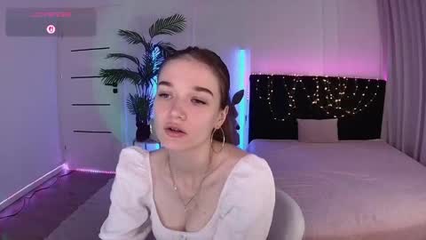 ann_woood online show from May 15, 2:24 pm