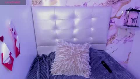 ANNA online show from April 22, 4:08 pm