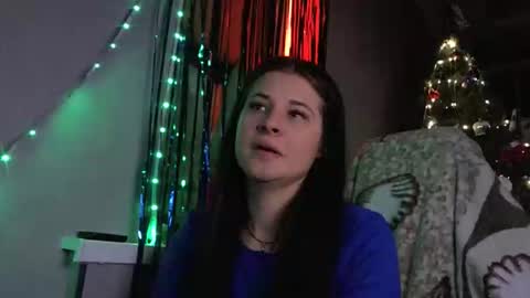 Snapshot of anna_cutie9 chatting on January 13, 9:20 pm Anna online show from January 13, 9:20 pm