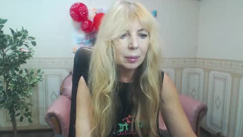 Anna Ditrih online show from February 18, 12:49 pm