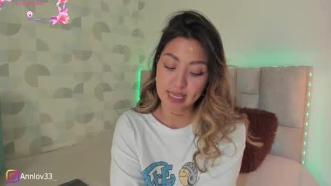 Ana Lucia online show from September 18, 8:44 pm