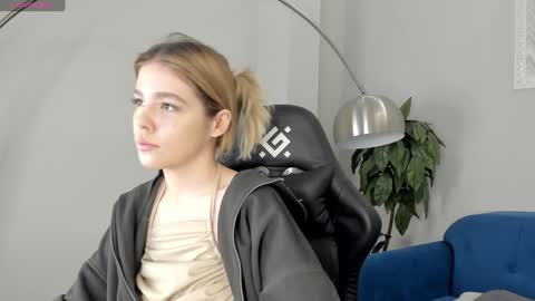 Anna online show from January 6, 1:09 am