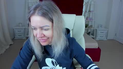 anna_snow9 online show from March 26, 7:03 am