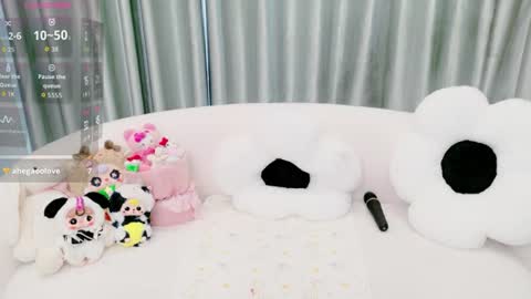 anna_xyz online show from July 2, 5:35 am