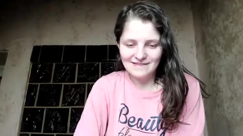 Snapshot of annaahcharm chatting on December 24, 4:44 am annaahcharm online show from December 24, 4:44 am