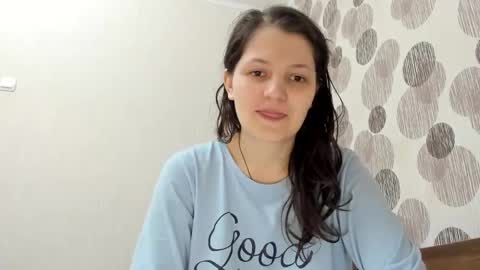 Snapshot of annaahcharm chatting on January 9, 3:04 am annaahcharm online show from January 9, 3:04 am