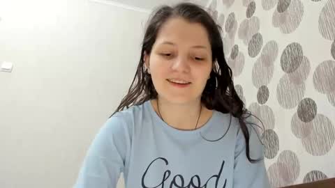 Snapshot of annaahcharm chatting on January 9, 6:06 am annaahcharm online show from January 9, 6:06 am