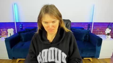 Annabel online show from February 1, 6:45 am