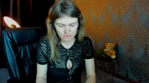 Annabel online show from May 17, 5:27 am