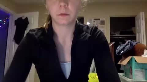 Snapshot of annabellemonroe69 chatting on November 24, 12:38 pm annabellemonroe69 online show from November 24, 12:38 pm