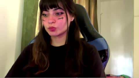 Anna online show from April 2, 4:26 pm