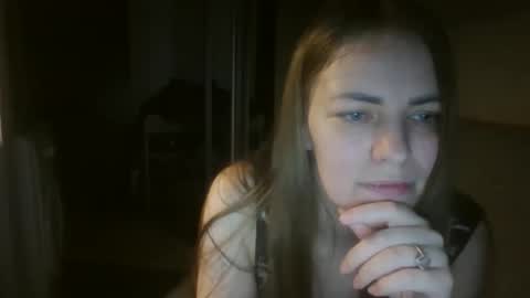 annadiamond1 online show from November 27, 11:40 pm