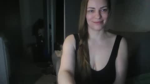 annadiamond1 online show from May 9, 11:43 pm