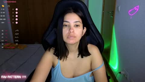 Snapshot of annadolll chatting on April 16, 9:39 pm OF twitter annadangerx pornhub online show from April 16, 9:39 pm