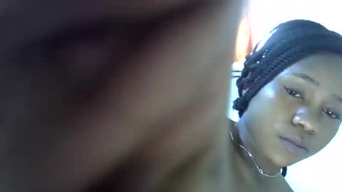 annaelle234 online show from September 20, 7:42 am