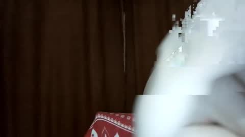 Snapshot of annagoldy3 chatting on December 22, 7:22 pm Anna online show from December 22, 7:22 pm