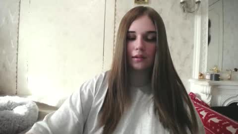 Snapshot of annagoldy3 chatting on February 11, 7:46 am Anna online show from February 11, 7:46 am