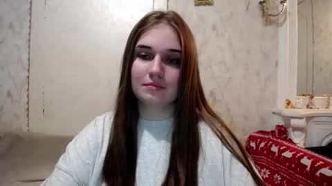 Snapshot of annagoldy3 chatting on February 12, 12:44 pm Anna online show from February 12, 12:44 pm