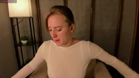 annagrees1 online show from November 17, 2:56 pm