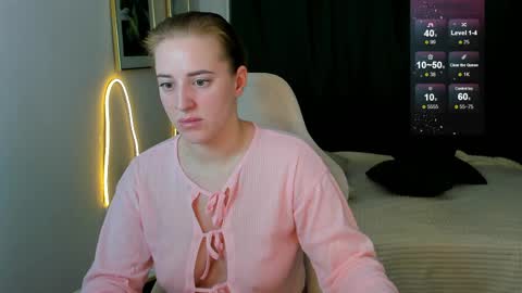 annagrees1 online show from March 28, 12:54 am