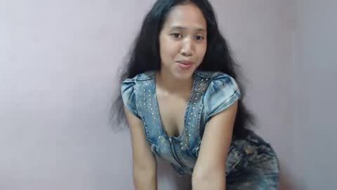 Snapshot of annahhotgirl chatting on February 15, 6:44 am annahhotgirl online show from February 15, 6:44 am