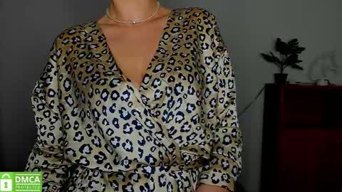 Snapshot of annakillian_kiss chatting on October 5, 5:28 am Anna online show from October 5, 5:28 am