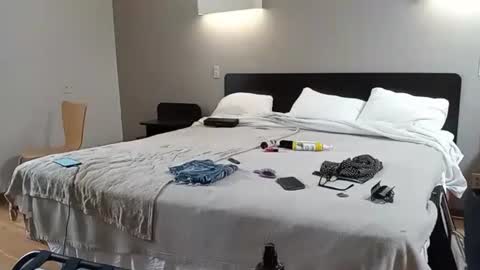 Anna Lee Cross online show from March 26, 7:14 am