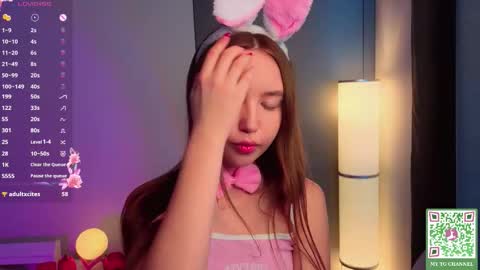 Holly Molly Im Polly online show from October 14, 6:14 am