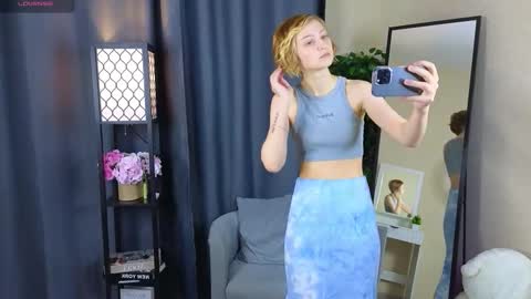 Anna online show from September 17, 1:40 am